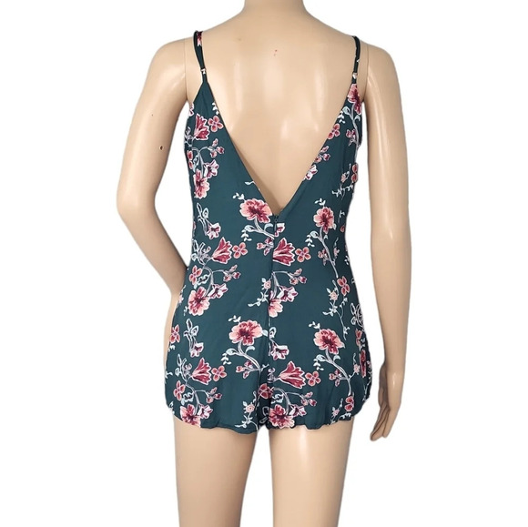 Forever 21 Hunter Green Floral Lace Up Romper - Picture 2 of 5